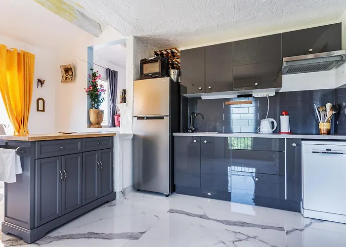 Apartment Village De Silhouette-1 By Interhome